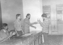  tatal lui Doru, Buti si Paun