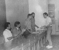  in juriu: Titi Ghebaura, Dl. Ilie (tata' lui Doru), Buti si Paun 